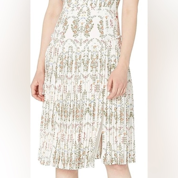 Dear Drew Drew Barrymore Elizabeth Street Short Sleeve Pleated Dress Sz. 6 BNWT - Picture 5 of 15